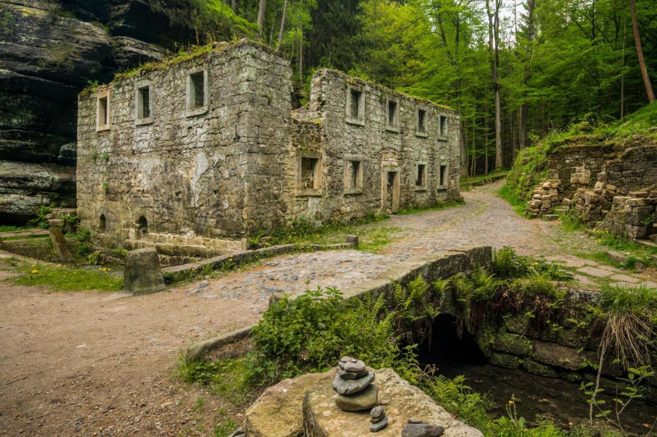 Penzion U Vyhlidky Хршибска Екстер'єр фото